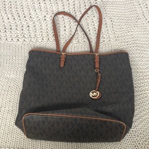 Michael Kors Tote